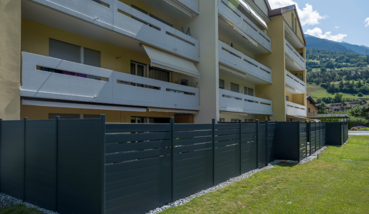 Silvadec_Cloture en aluminium gris anthracite